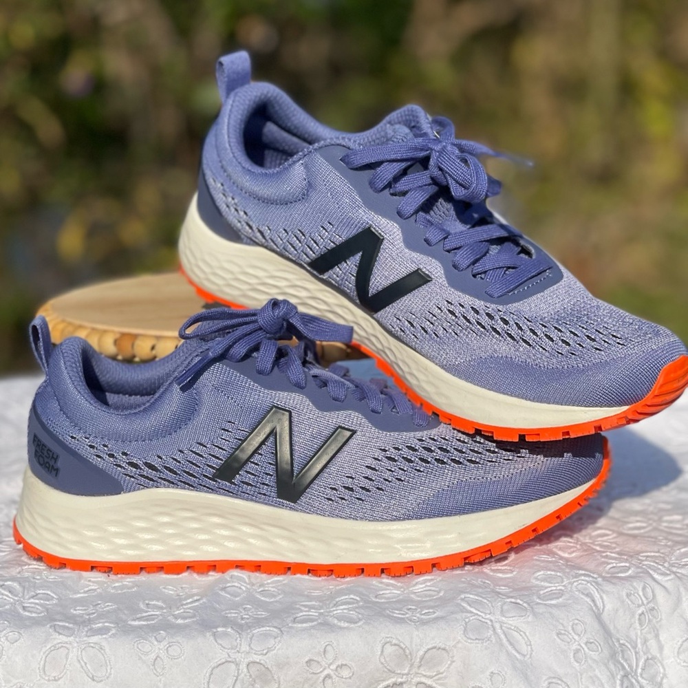 New Balance Arishi Blue - Widarisp Size 7 Slip Resistance Running Shoe